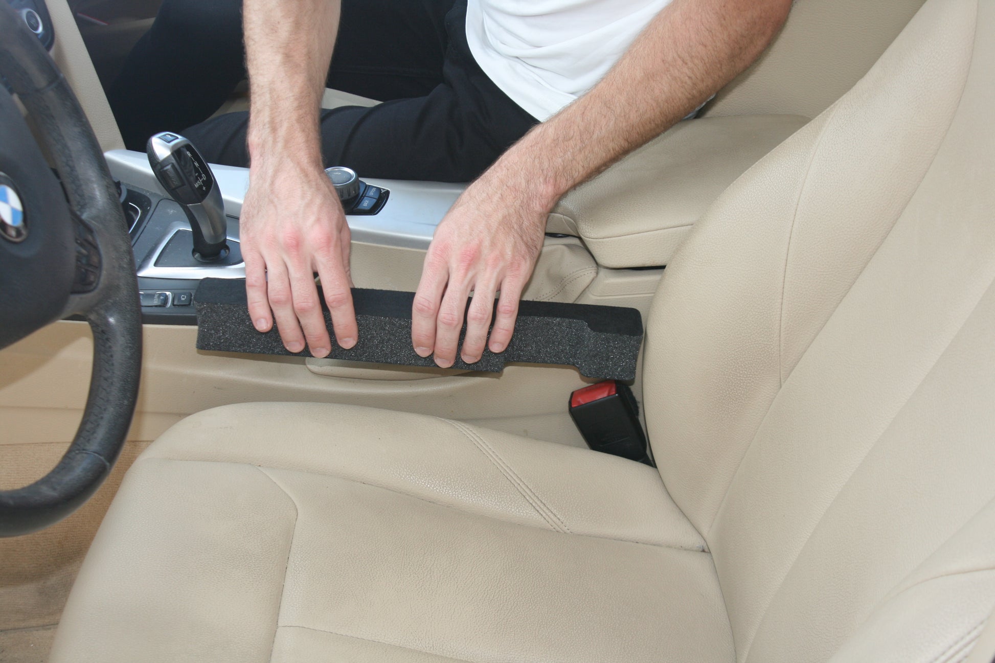 2X Seat Gap Filler Soft Pad Padding Spacer For BMW E46 E90 E60